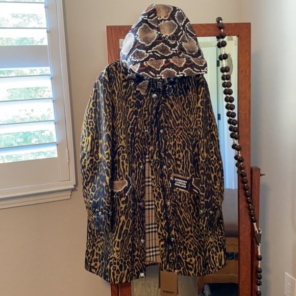 NWT ~ BURBERRY LEOPARD PRINT HOODED RAINCOAT sz 10 - Picture 10 of 15